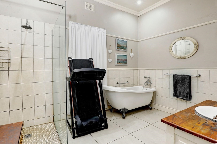 4 Bedroom Property for Sale in Boston Western Cape